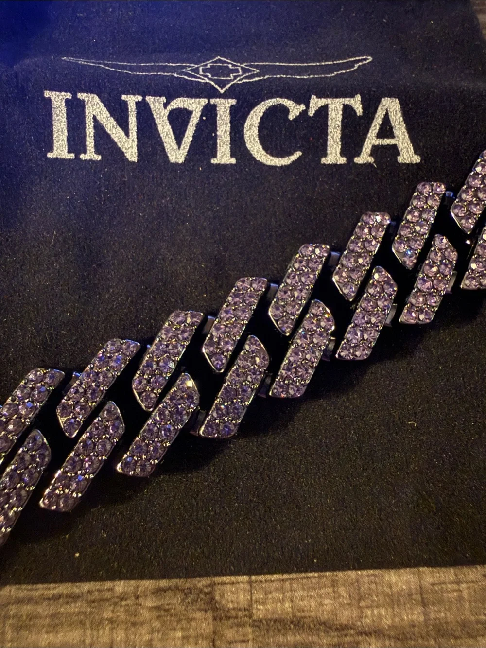 Invicta bold cuban